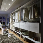 Begehbarer Kleiderschrank Massivholz Mit System Planen Walk In With Kleiderschrank Begehbar