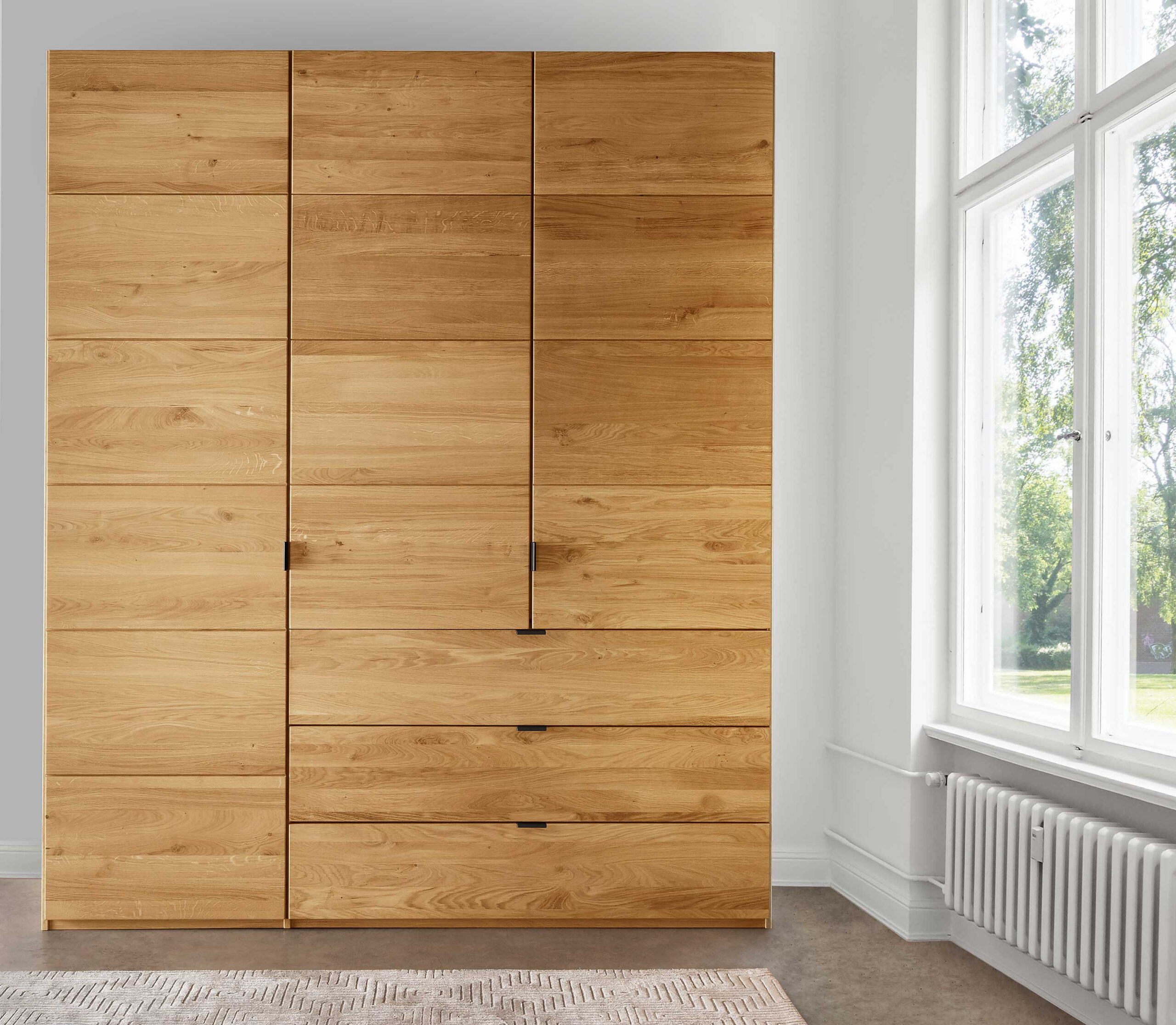 Colorado Holz-Kleiderschrank Mit Schubladen | Möbelmeile24 intended for Vollholz Kleiderschrank