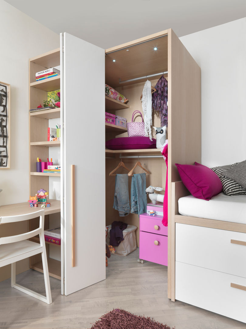 Die Perfekten Kleiderschränke Für Ordnung In Kinderzimmern | Homify intended for Begehbarer Kleiderschrank Kinderzimmer