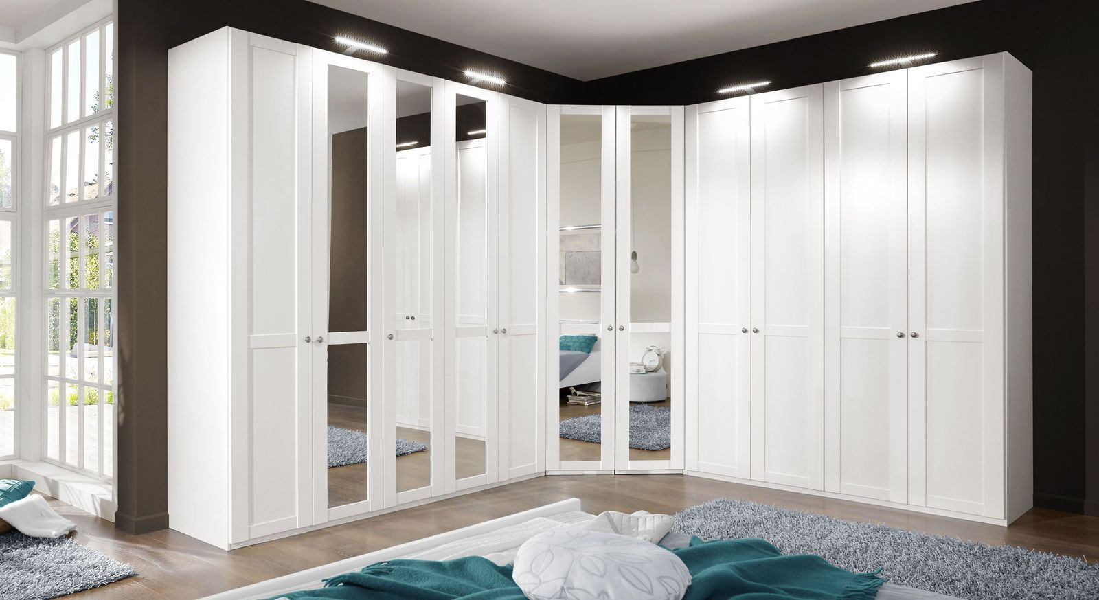 Eck-Kleiderschrank Alvito Mit Beleuchtung Und Spiegel | Betten.de in Kleiderschrank Über Eck