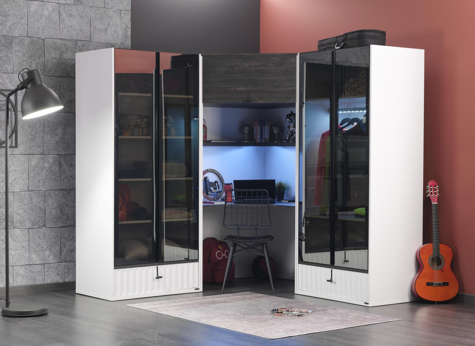 Eck Schreibtisch Kleiderschrank Set Lajivert Cool 4-Türig Mit  Rauchglastüren | Moebel-Lux.de for Coole Kleiderschränke