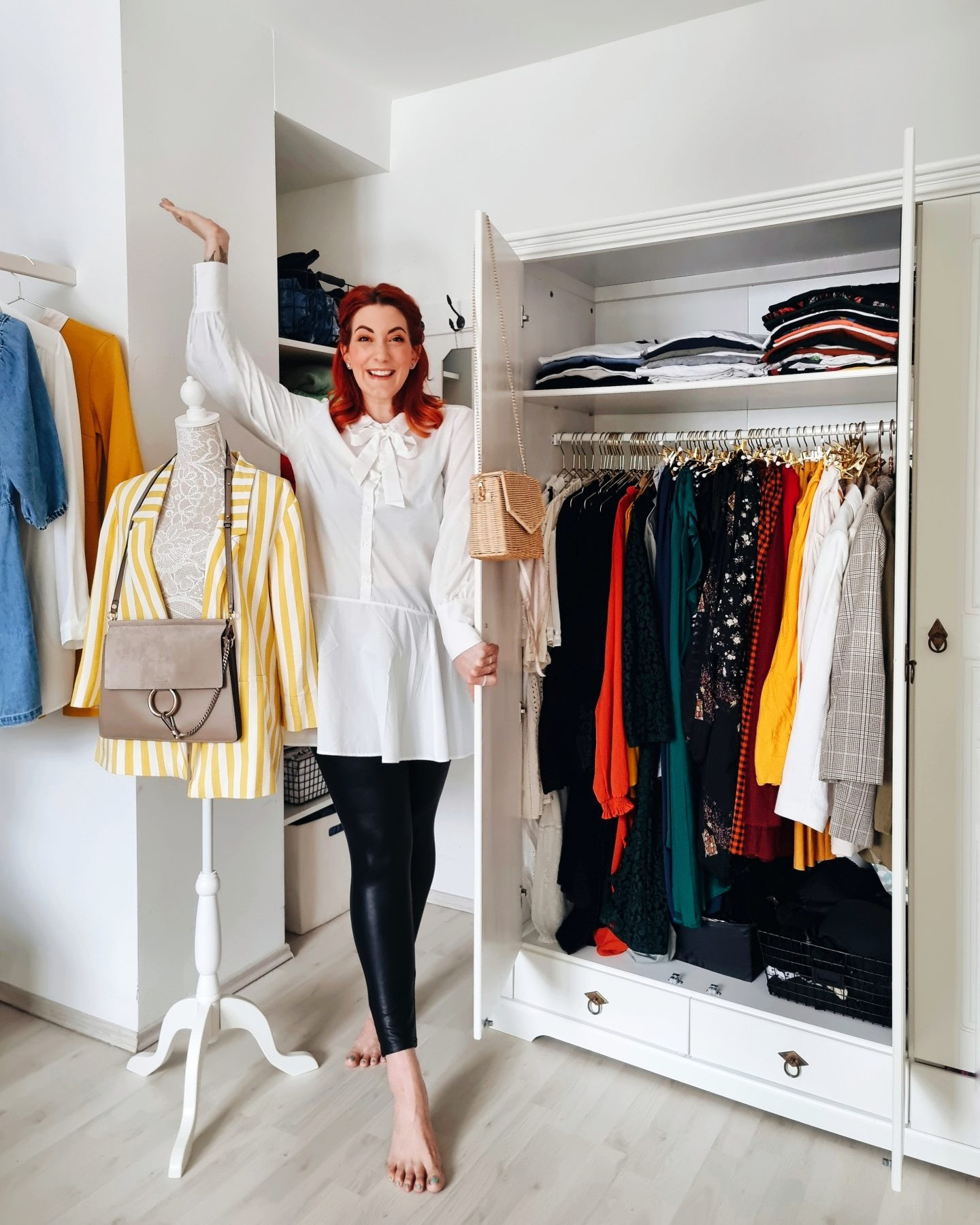 Inspiration | Declutter With Me – Part 4: Ordnung In Meinem for Kleiderschrank Nach Farben Sortieren