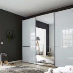 Interliving Kleiderschrank Serie 1205 – Schwebetürenschrank 512 Weiß &  Spiegel – Drei Türen, Breite Ca. 300 Cm For Kleiderschrank Mit Spiegeltüren