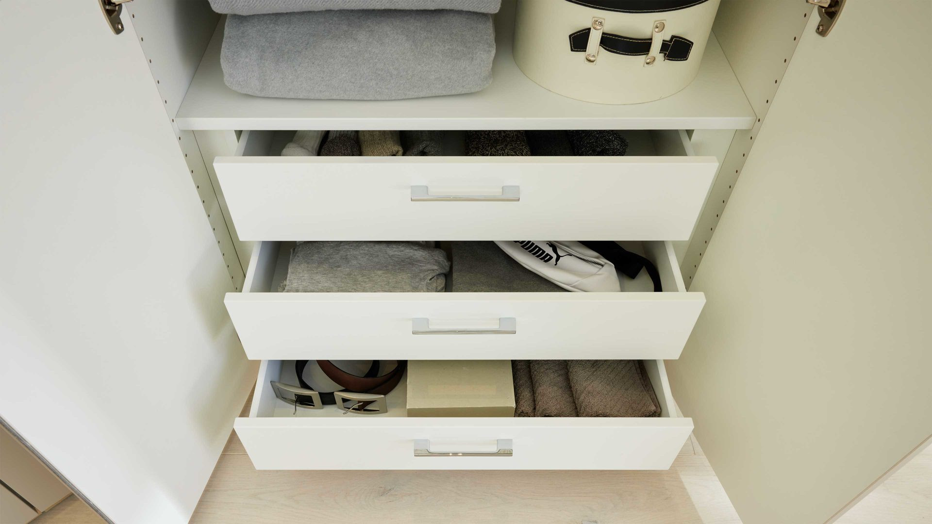 Interliving Kleiderschrank Serie 1207 – Innenschubladen, Drei Schubladen -  Breite Ca. 90 Cm for Schubladen Kleiderschrank