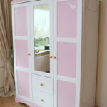 Kleiderschrank Rosa Weiß Kutsche 3 T | Oli&Niki With Regard To Kleiderschrank Rosa