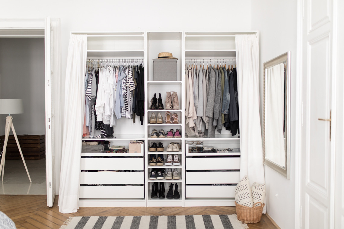 Mein Ikea Pax Kleiderschrank - Anna-Laura Amenta regarding Offener Kleiderschrank Mit Vorhang Ikea