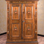Voglauer Kleiderschrank Braun Antik | Anno 1800 – Alpenland Möbel For Alte Kleiderschränke
